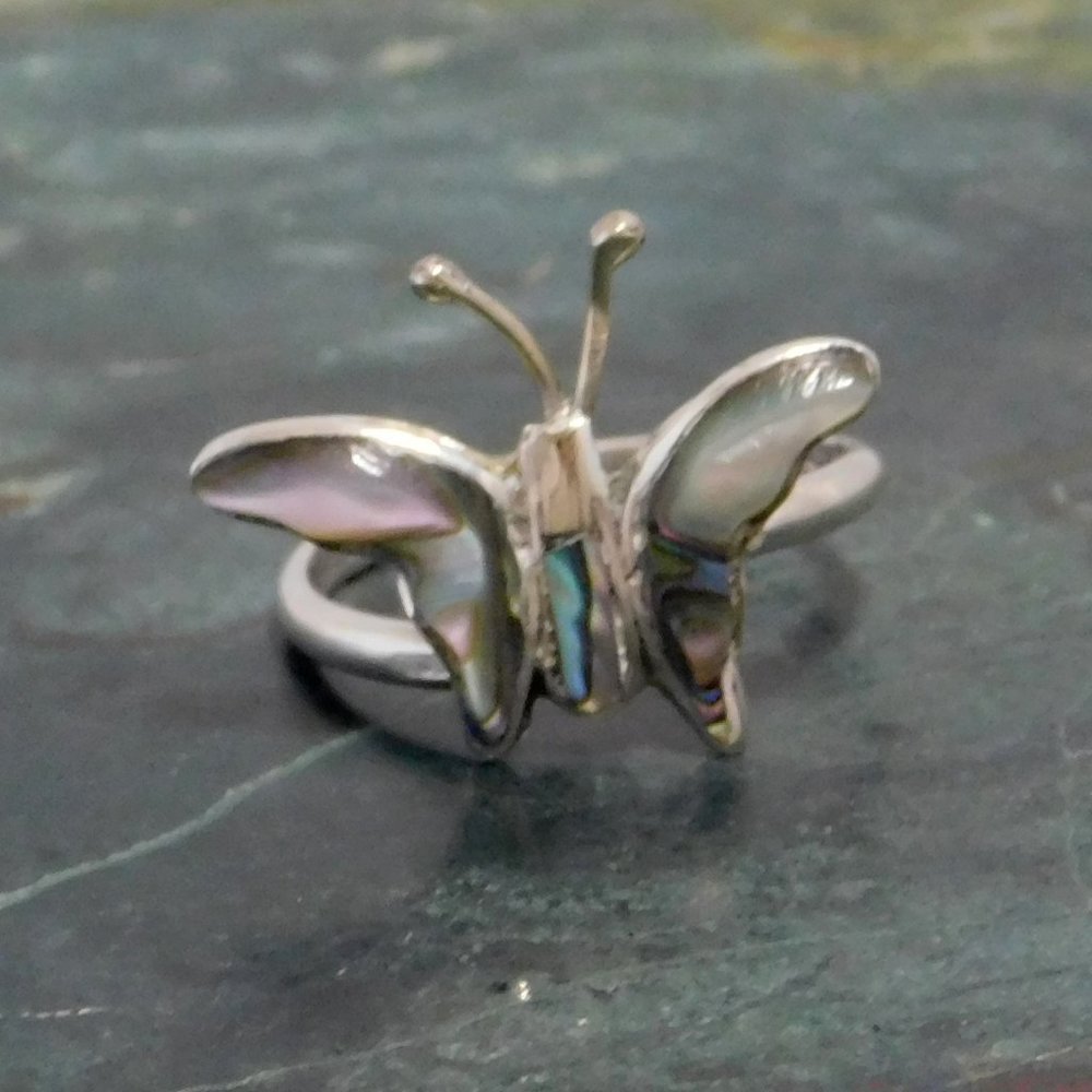 SOLD---- Taxco Mexican Ring 925 Sterling Silver Butterfly Abalone Shell 6.75